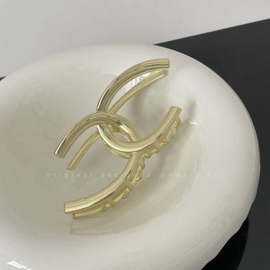 A94 METAL HAIR CLAW