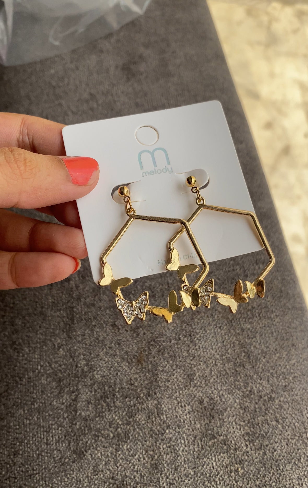 F68 GOLDEN BUTTERFLY EARRINGS