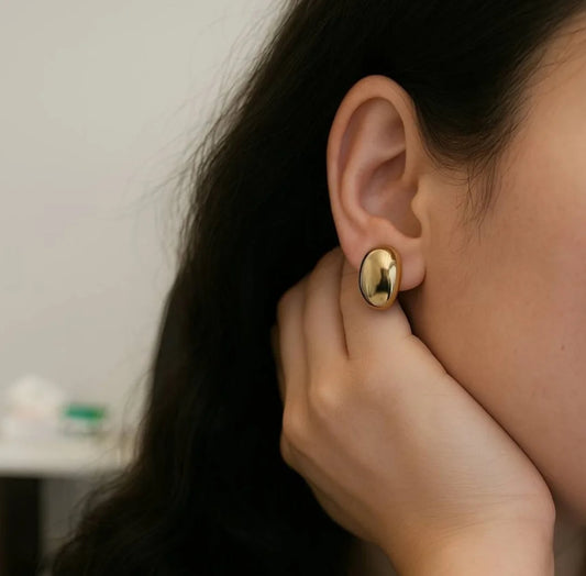 OVAL GOLDEN STUDS