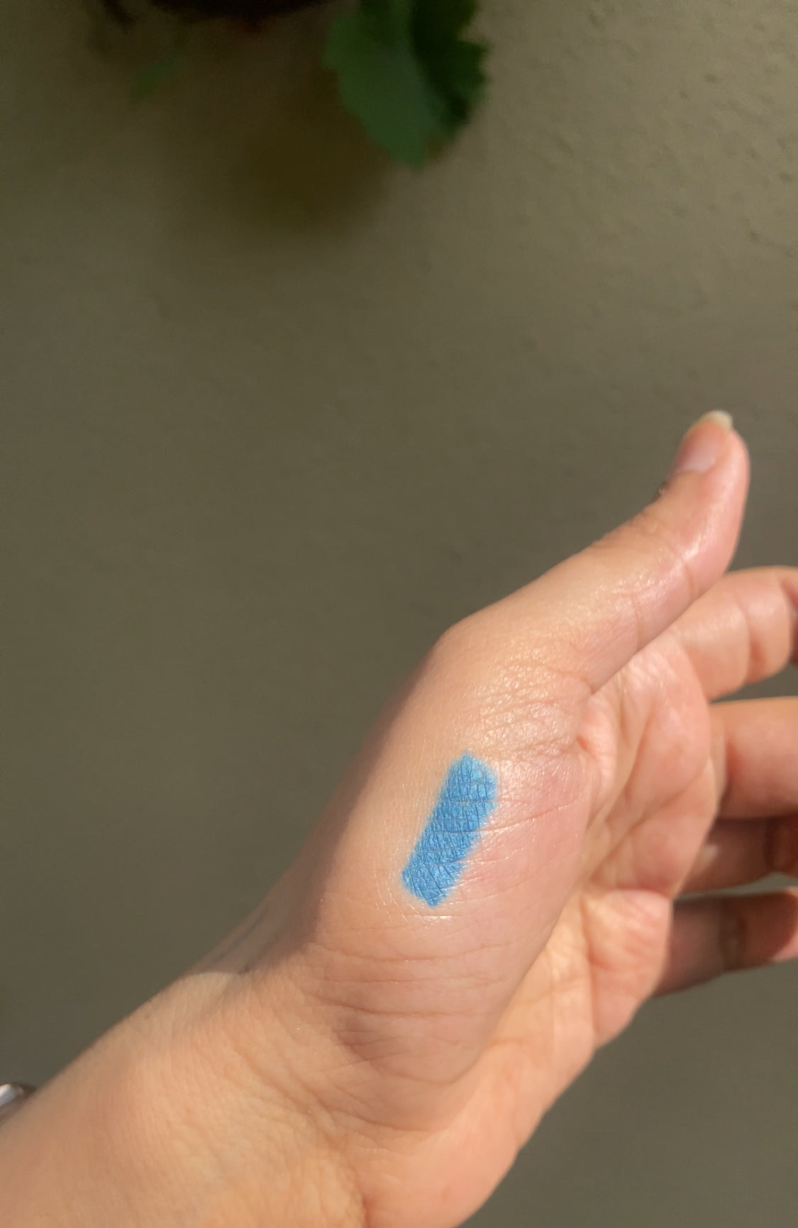 D BLUE ONE TOUCH EYELINER PENCIL