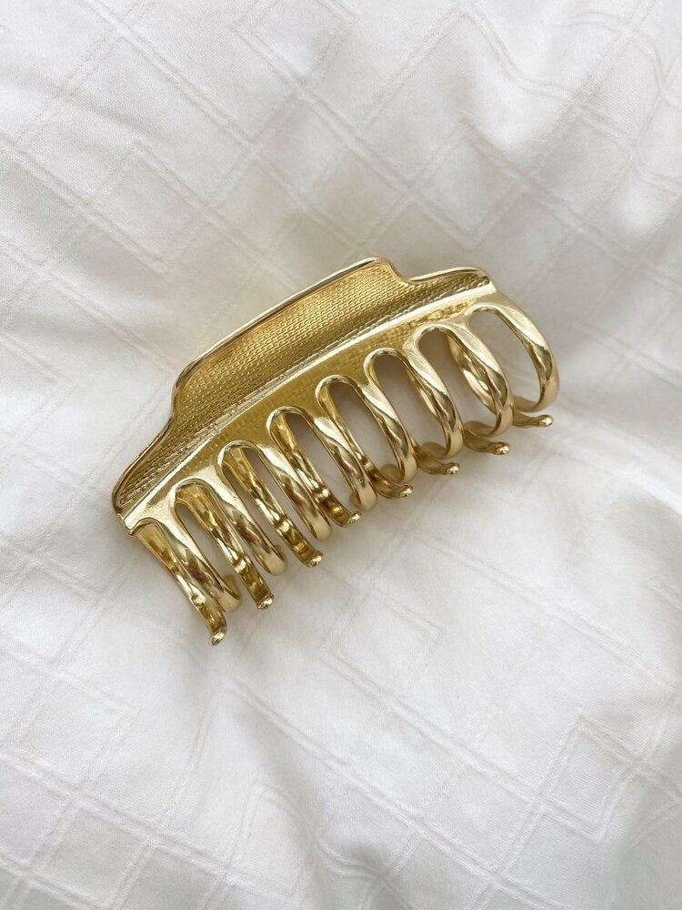 G111 METAL HAIR CLAW