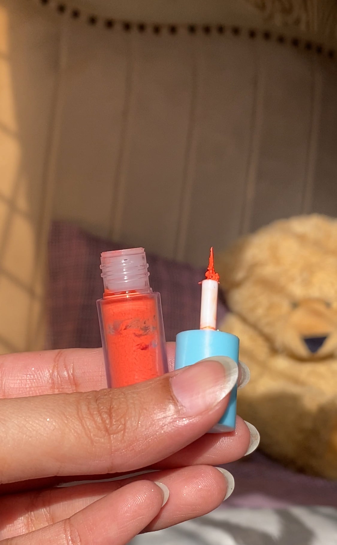 E270 SEMI DRIED ORANGE EYELINER