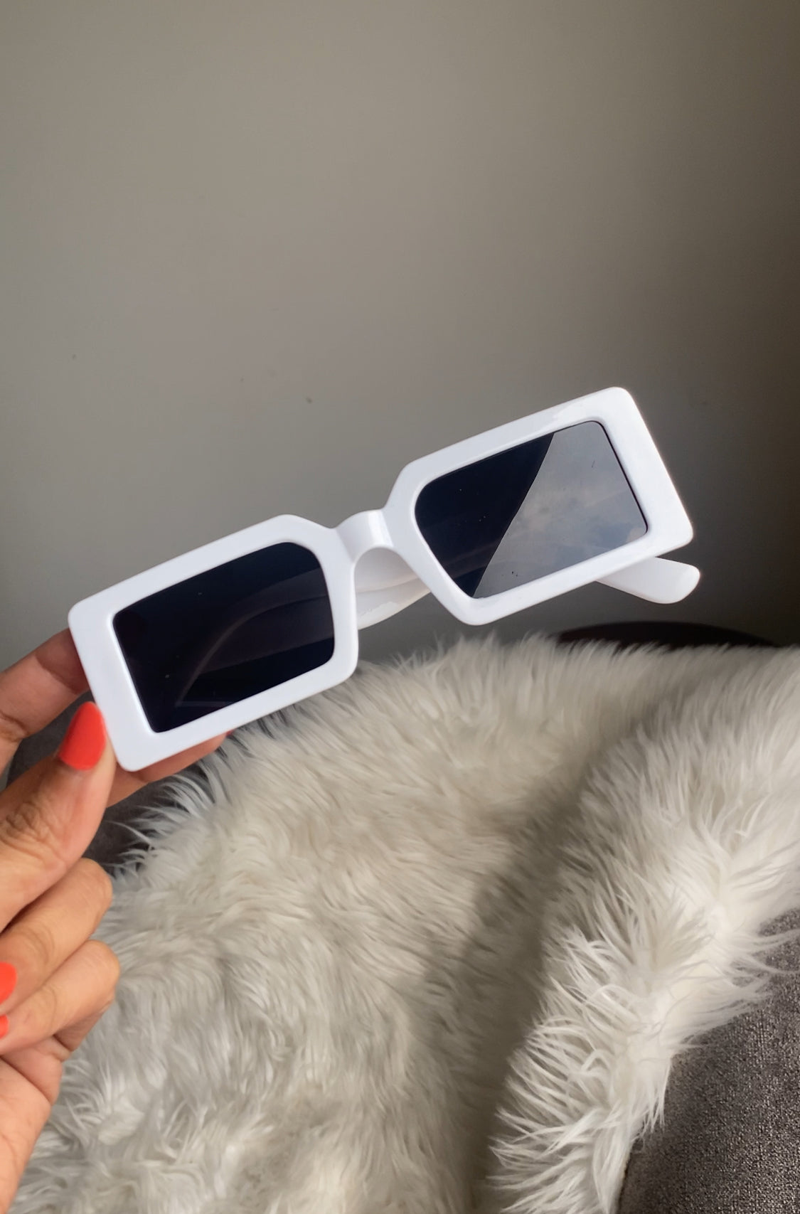 WHITE RECTANGLE SHADES