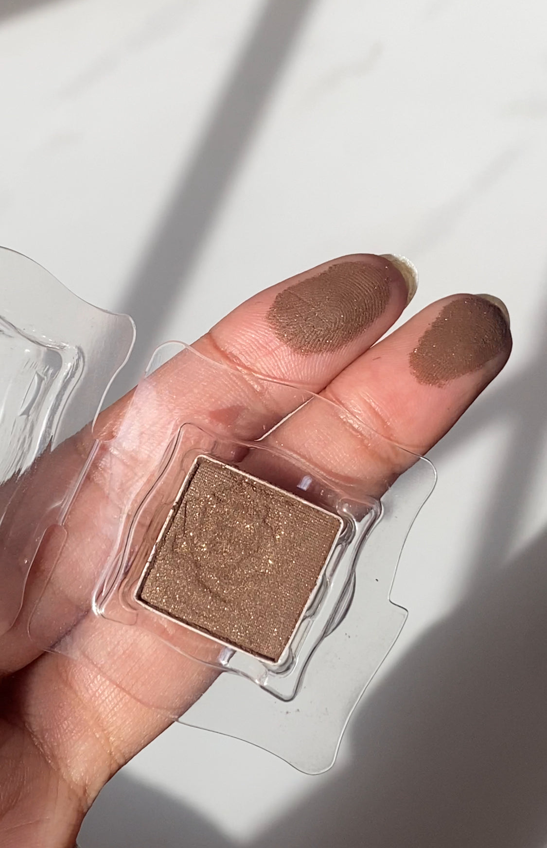 503 ANNA SUI MINI EYESHADOW