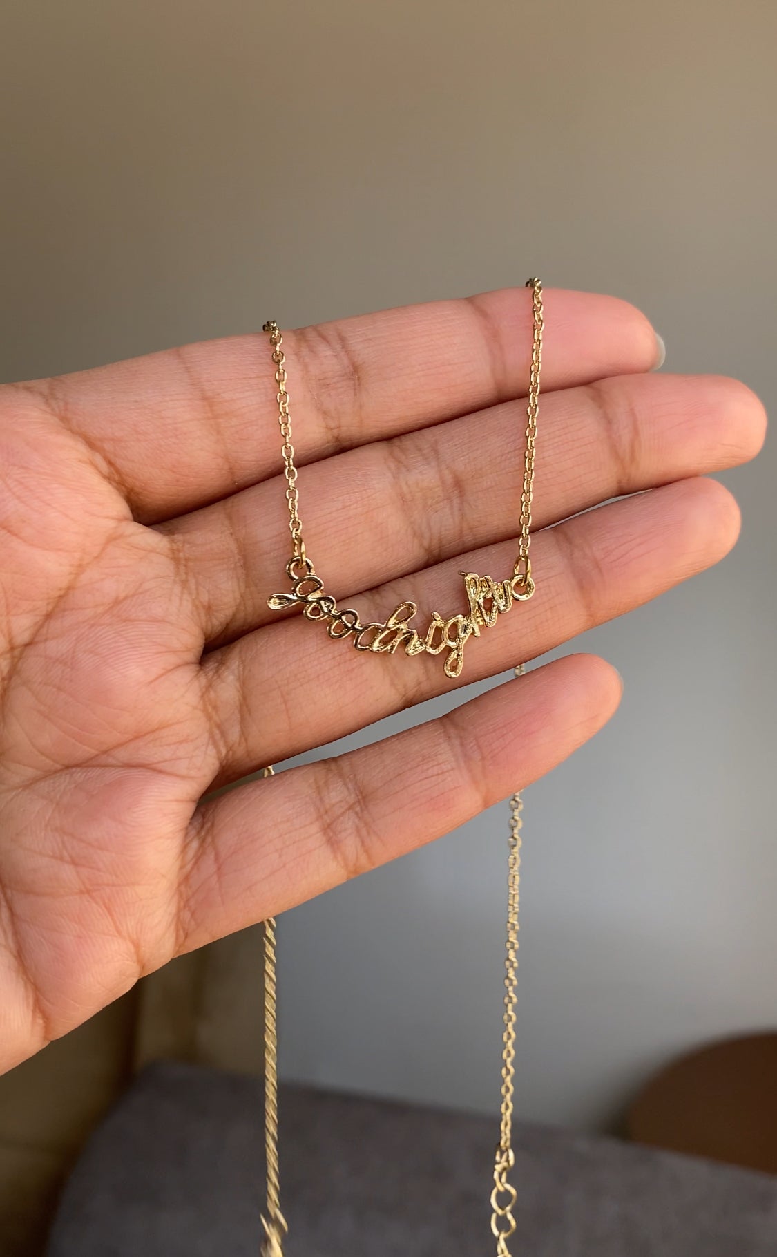 GOODNIGHT PENDANT NECKLACE