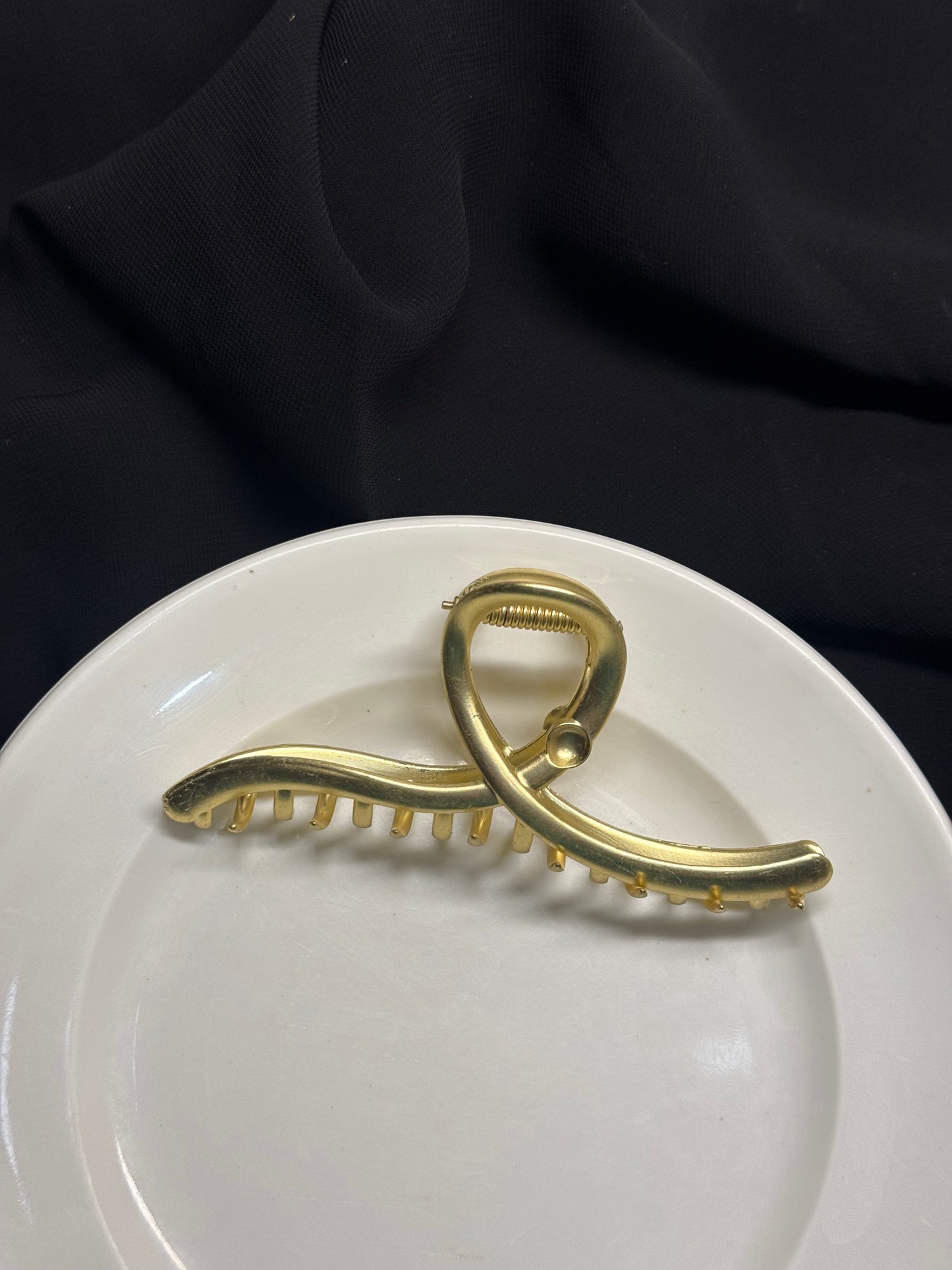 A86 METAL HAIR CLAW