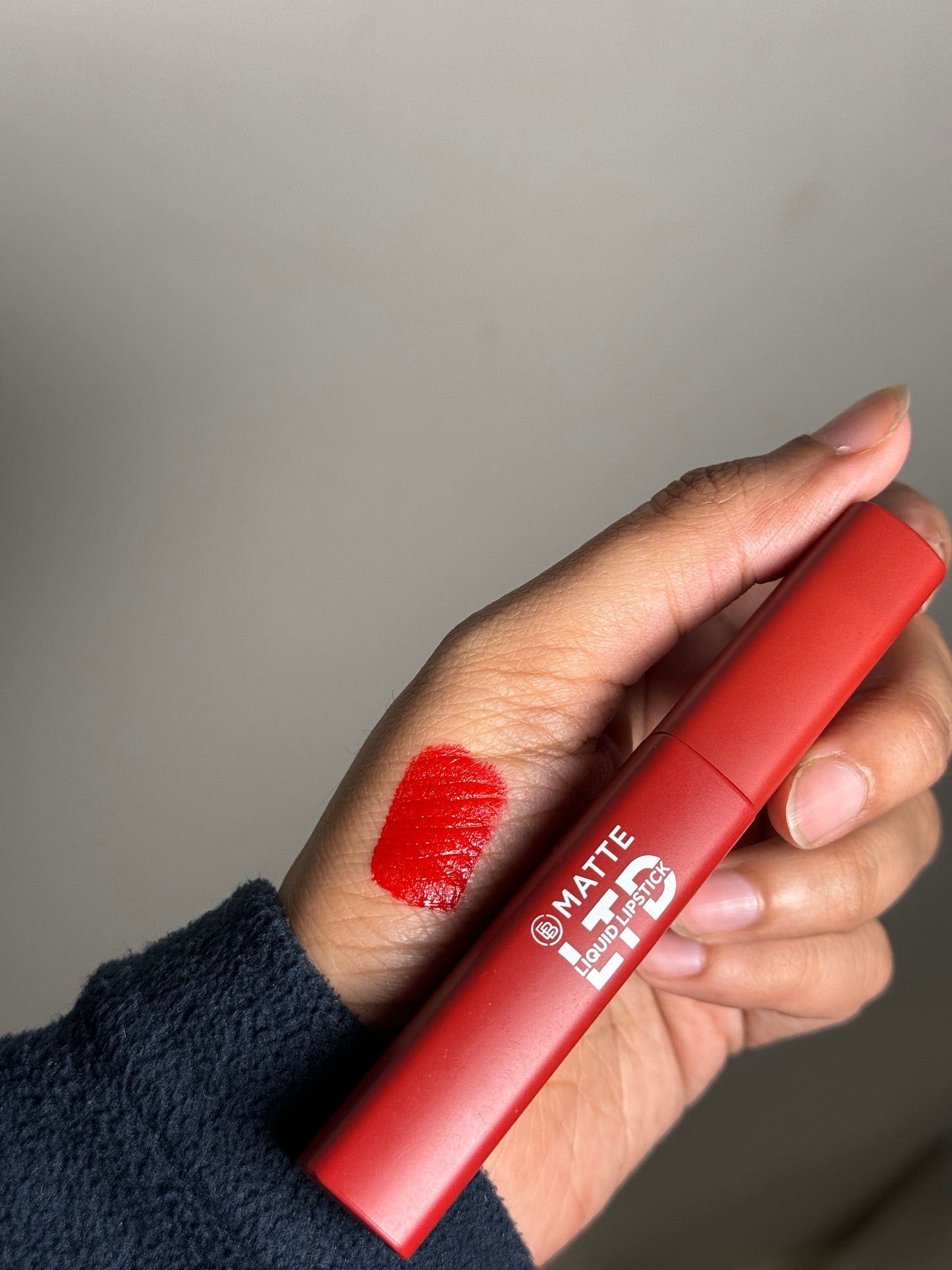 RED CARPET MATTE LIPGLOSS