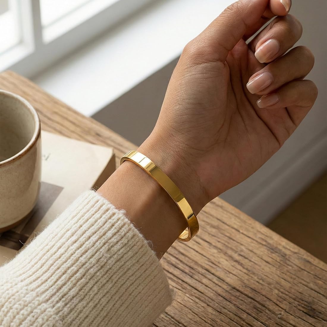 E104 BANGLE
