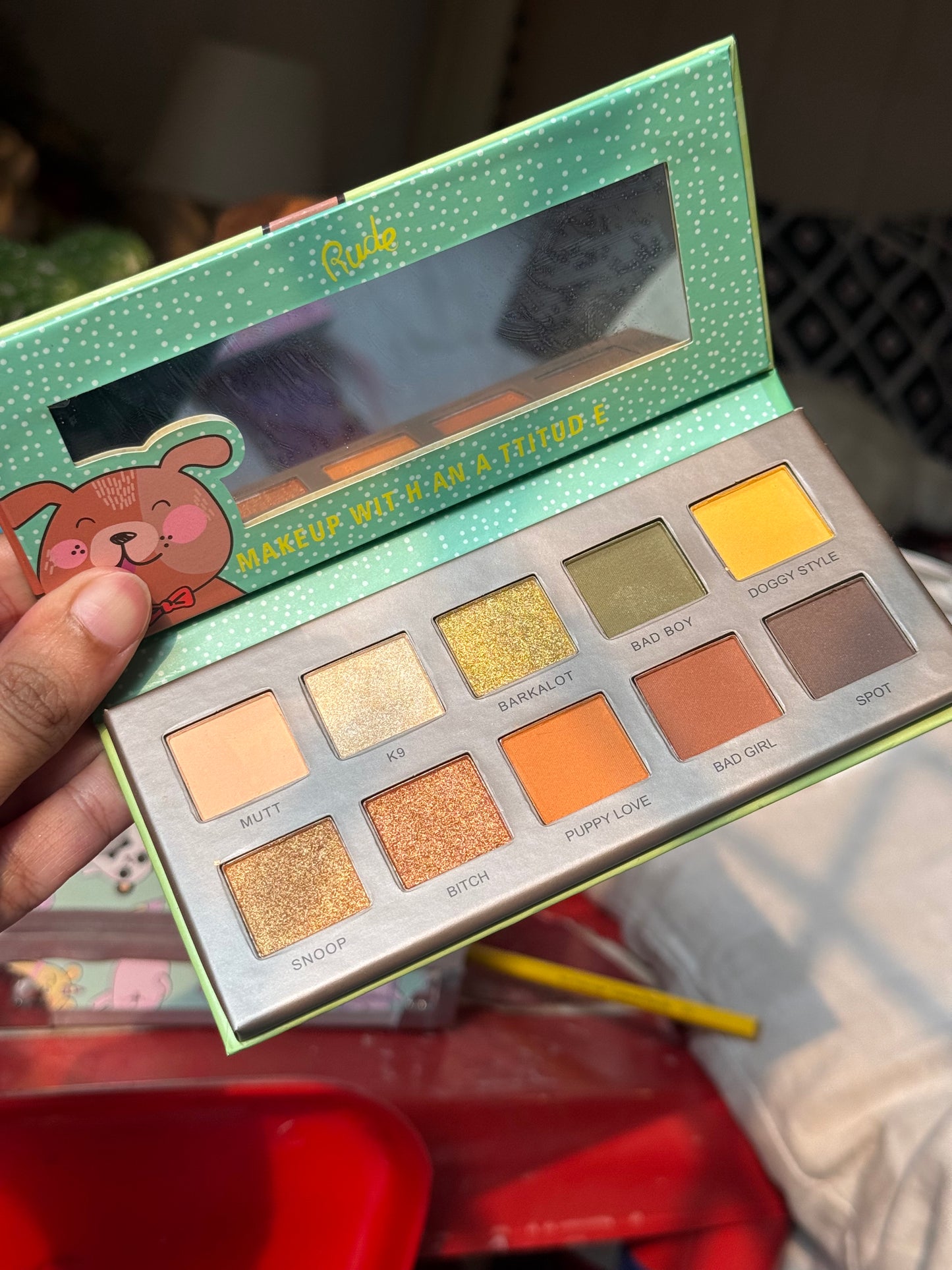 RUFF RUFF EYESHADOW PALETTE