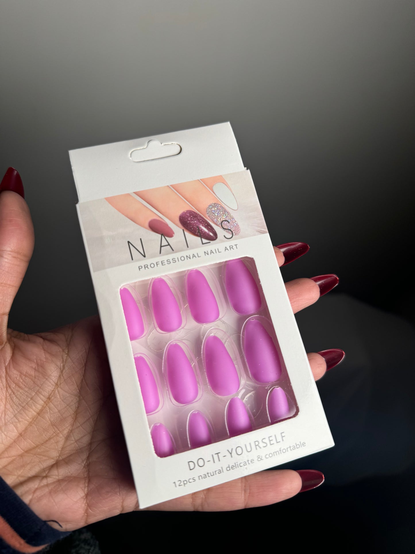 12 PIECES LIGHT PURPLE PRESS ON NAILS SET