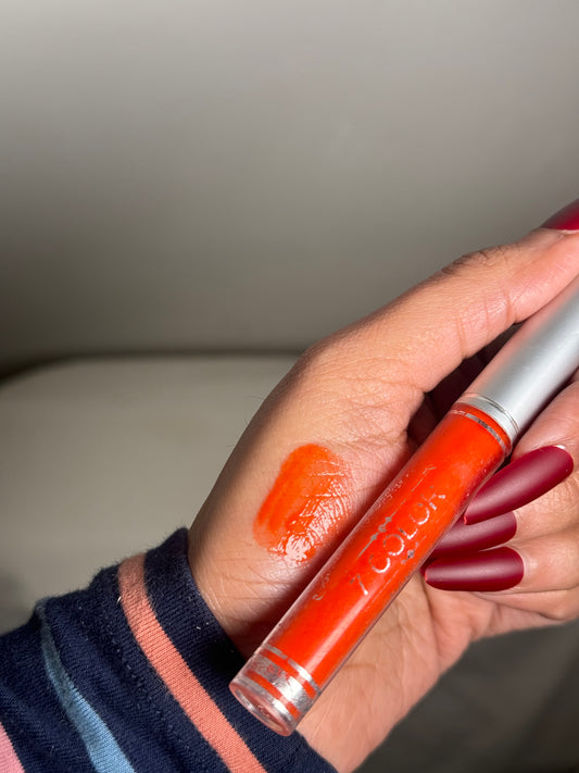 LIPGLOSS IN ORANGE RED COLOR BY 7 COLOR