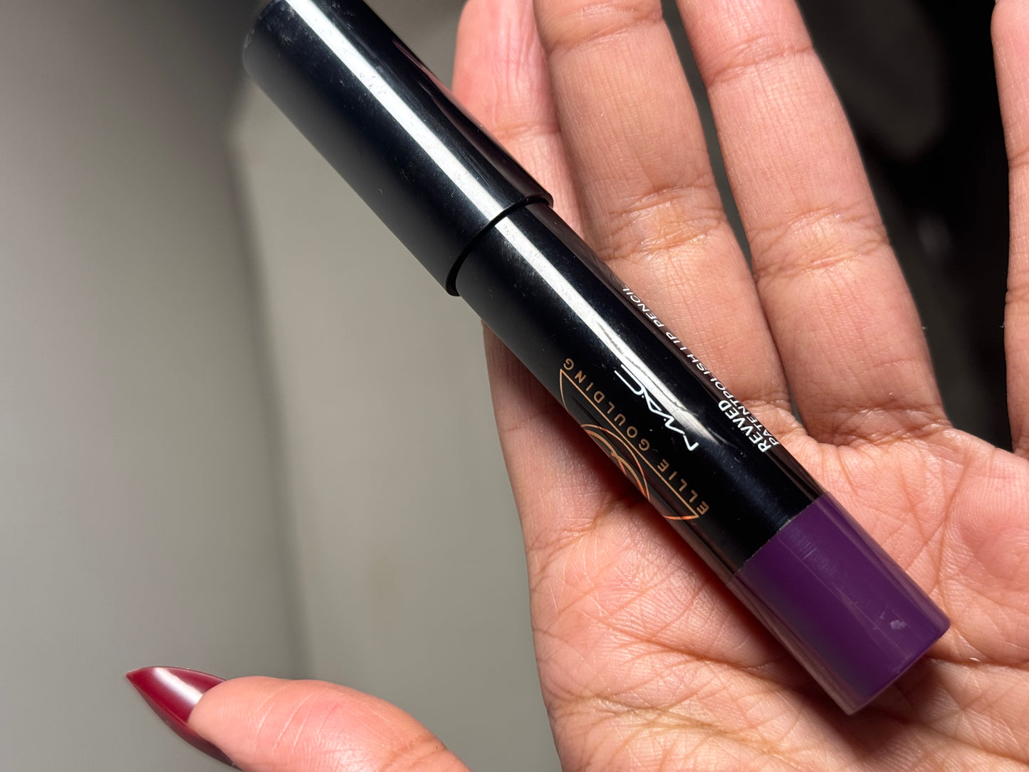 FEARLESS MAC LIP CRAYON