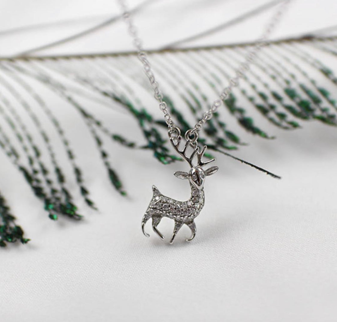 RAIN DEER NECKLACE PENDANT SILVER