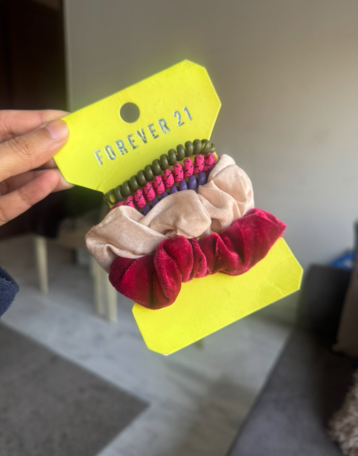 A262 FOREVER 21 SCRUNCHIE SET