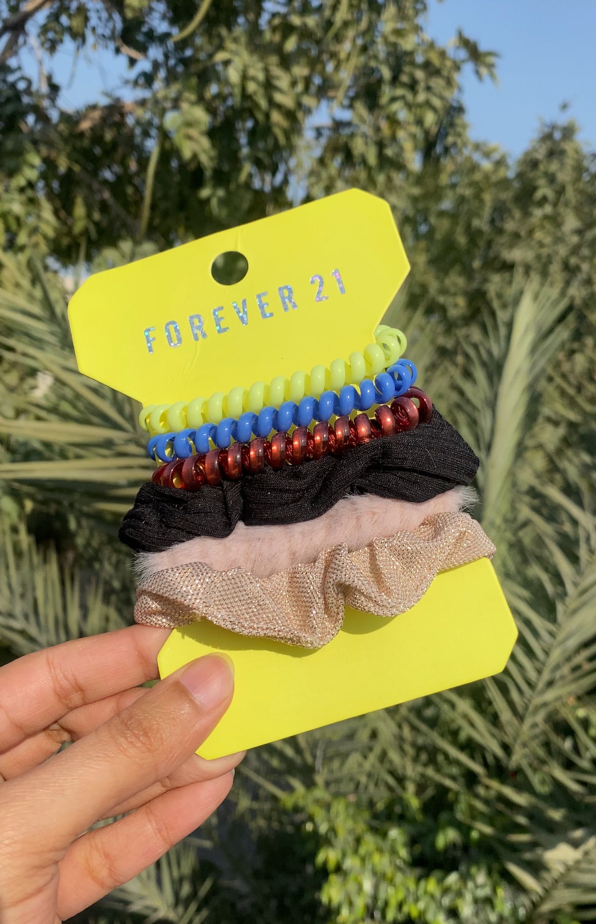 A286 FOREVER 21 SCRUNCHIE SET