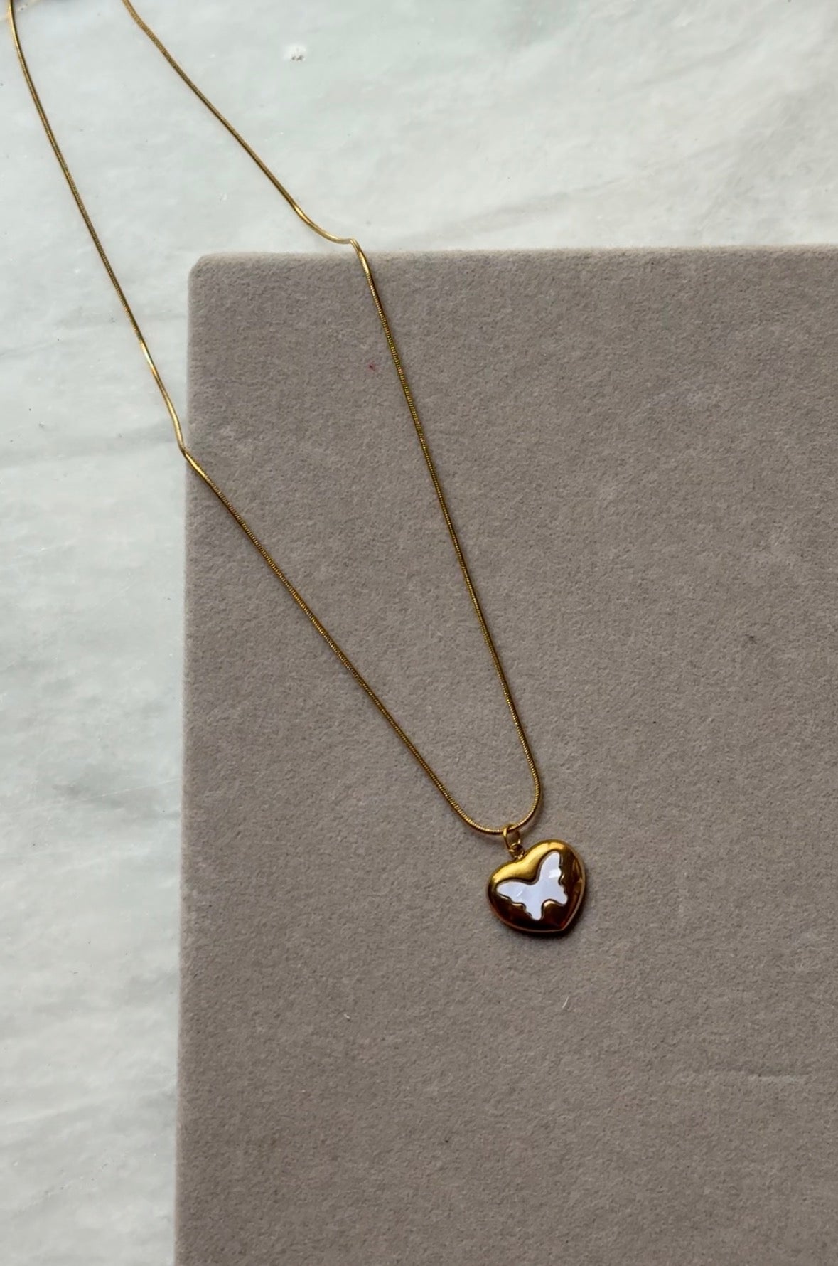 E37 NECKLACE