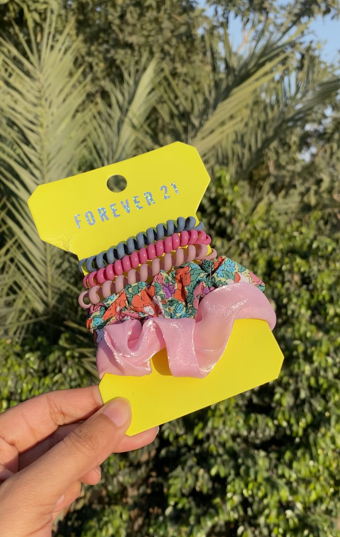 A364 FOREVER 21 SCRUNCHIE SET