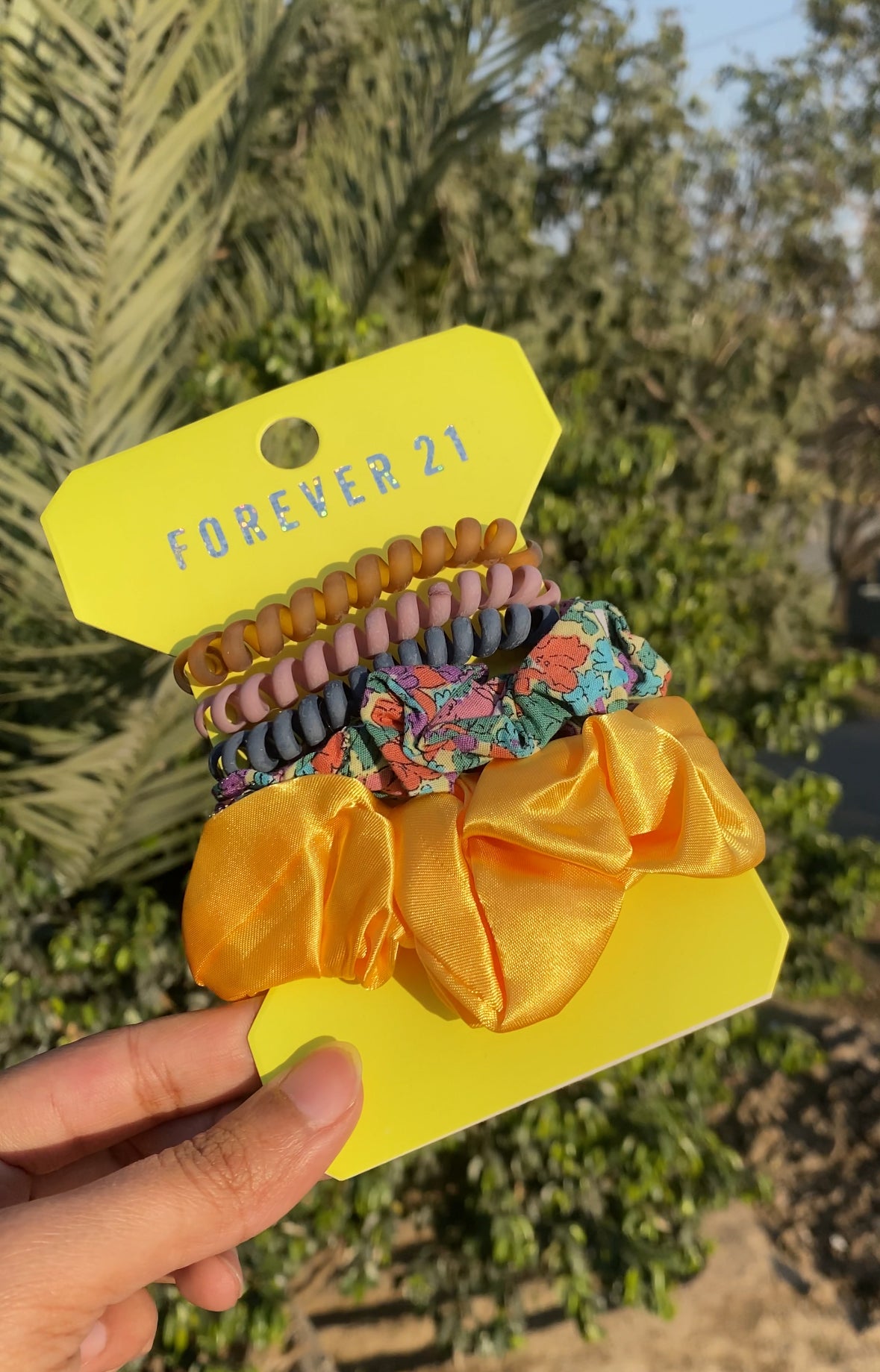 A280 FOREVER 21 SCRUNCHIE SET