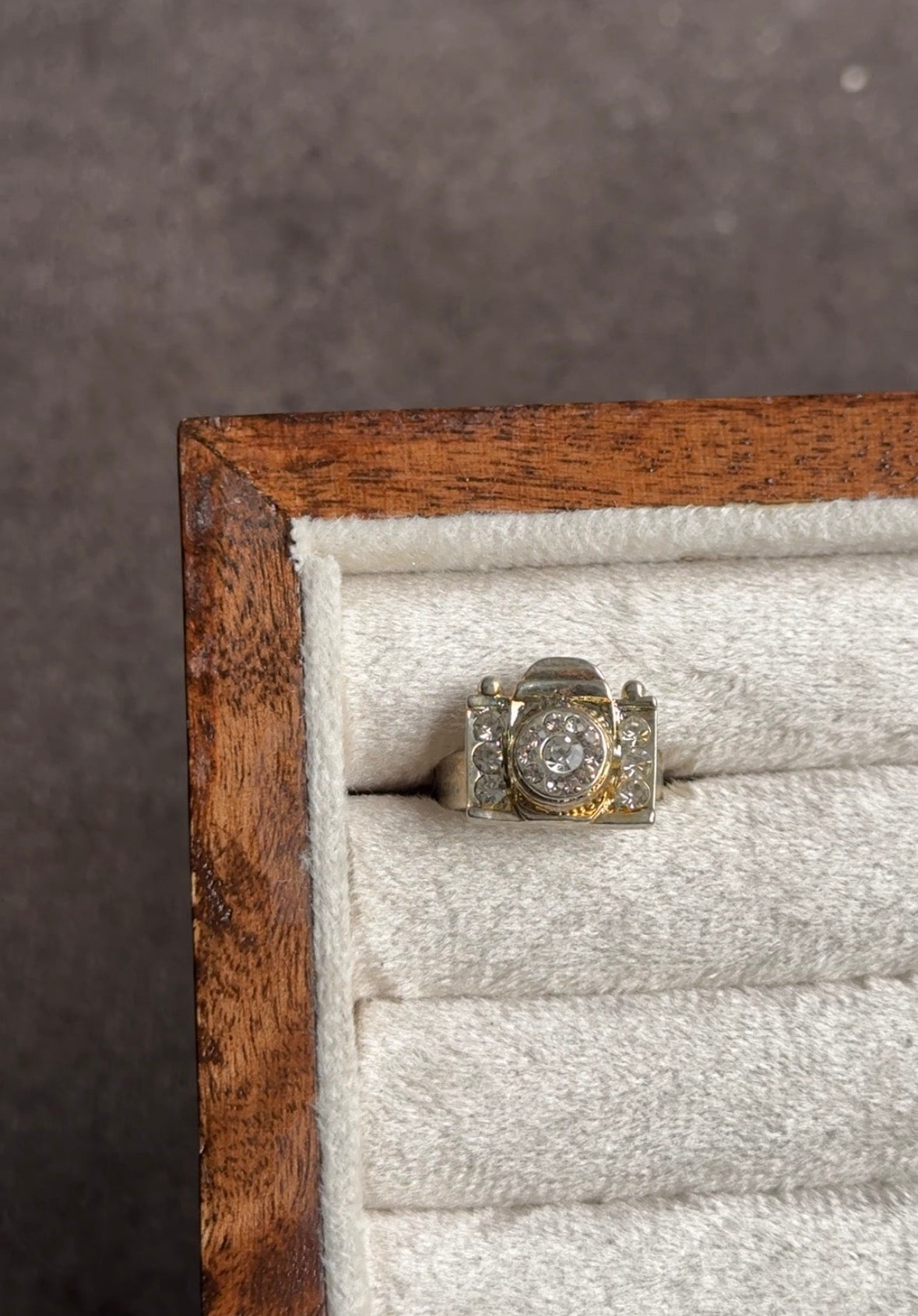 E274 RING