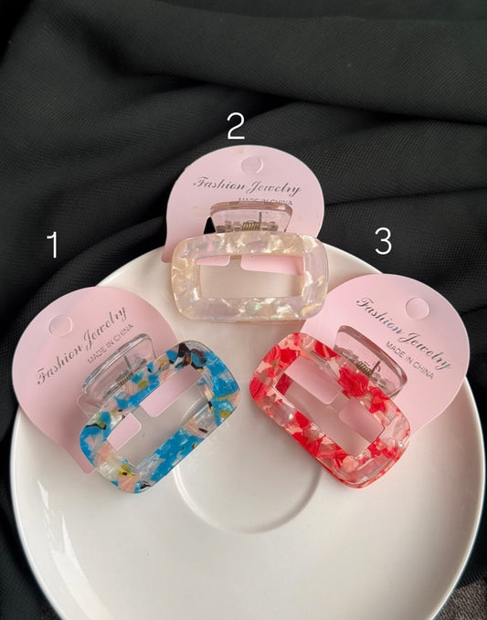 C28 RESIN HAIR CLAWS