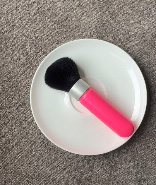 D18 BRUSH