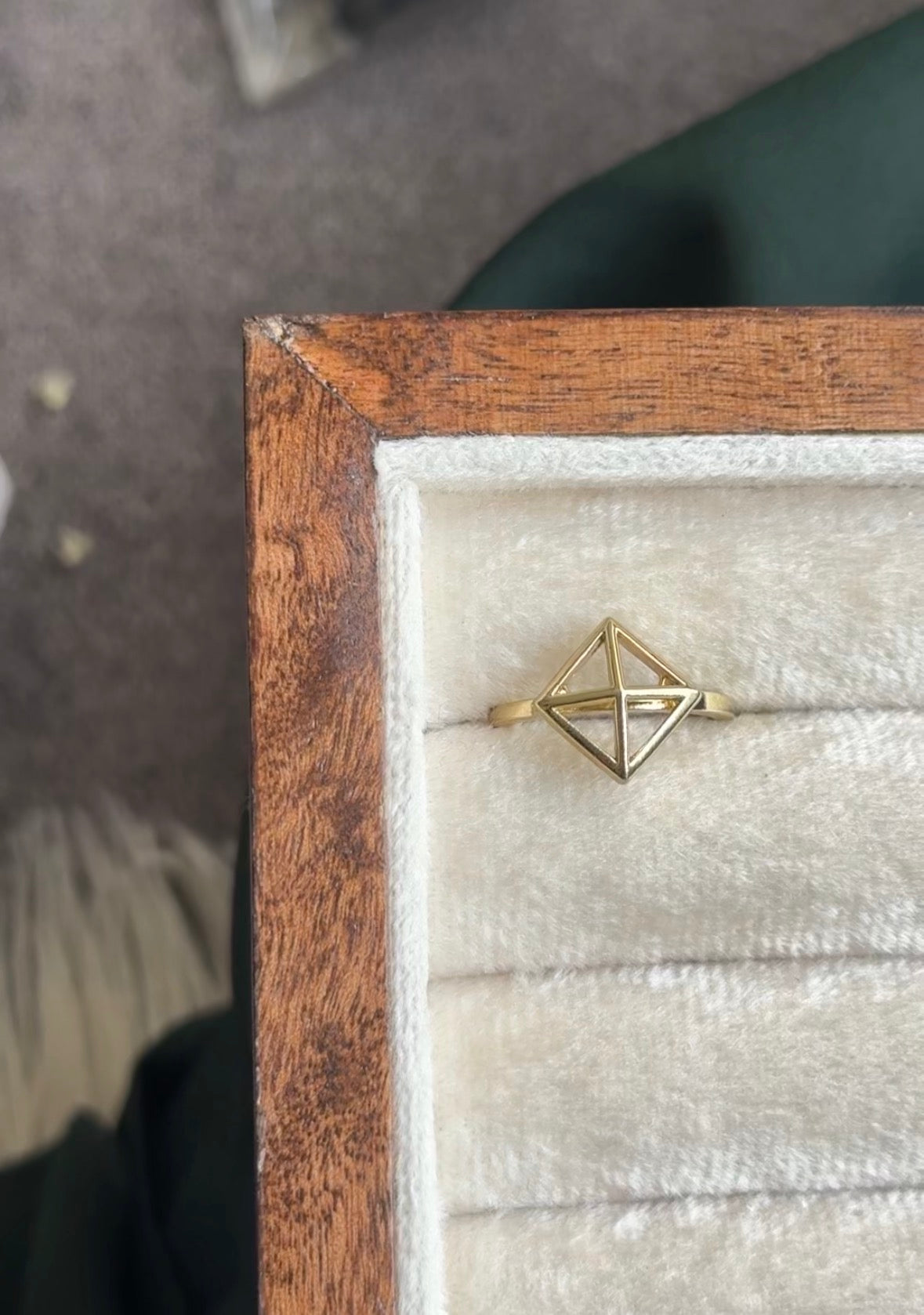 E245 RING