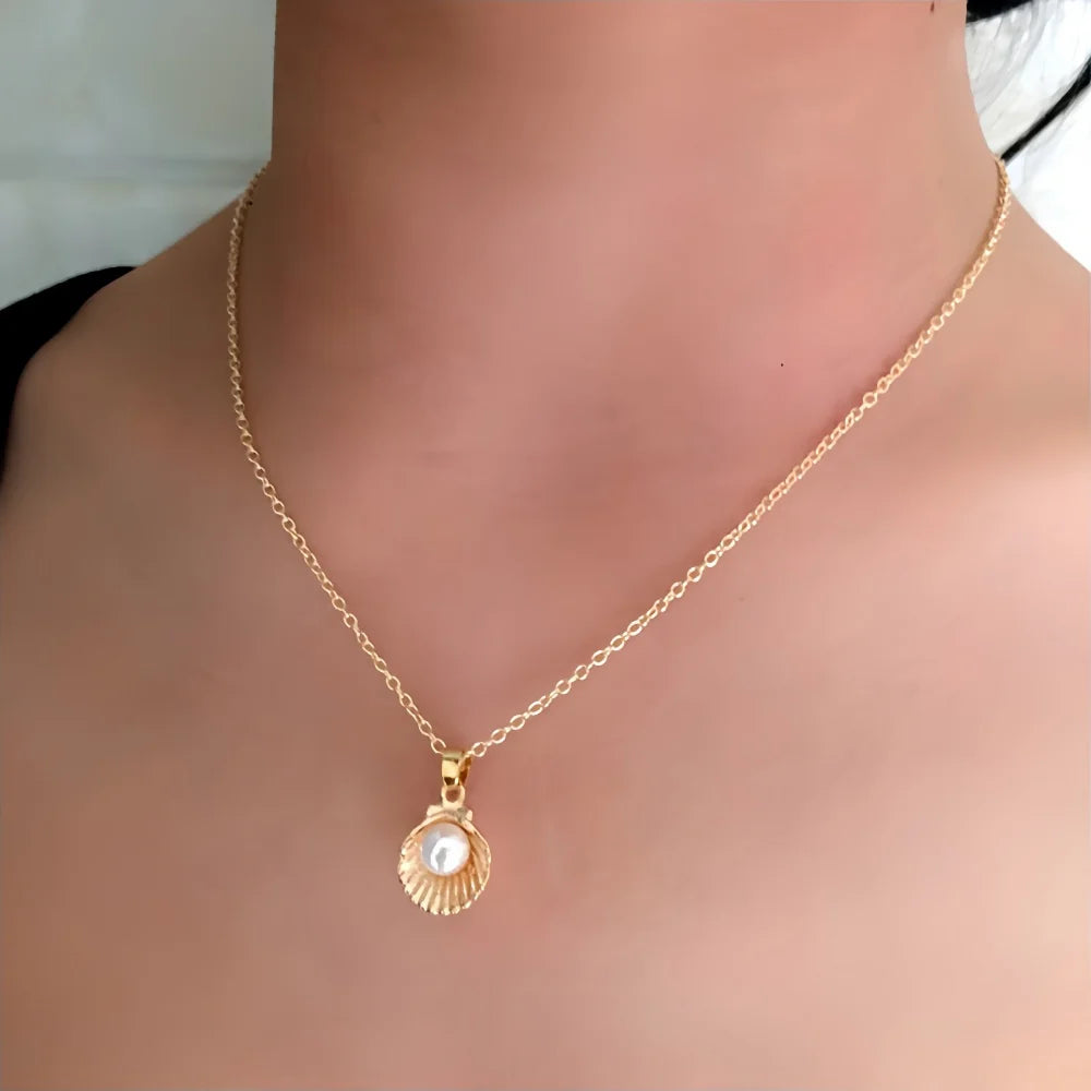 Z9 SHELL NECKLACE