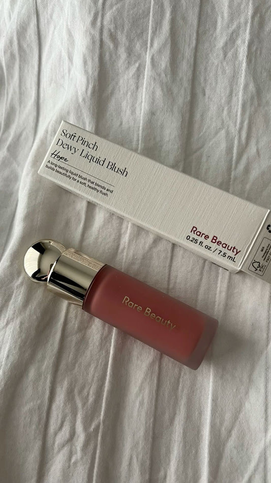 (A) RARE BEAUTY BLUSH IN SAHDE HOPE