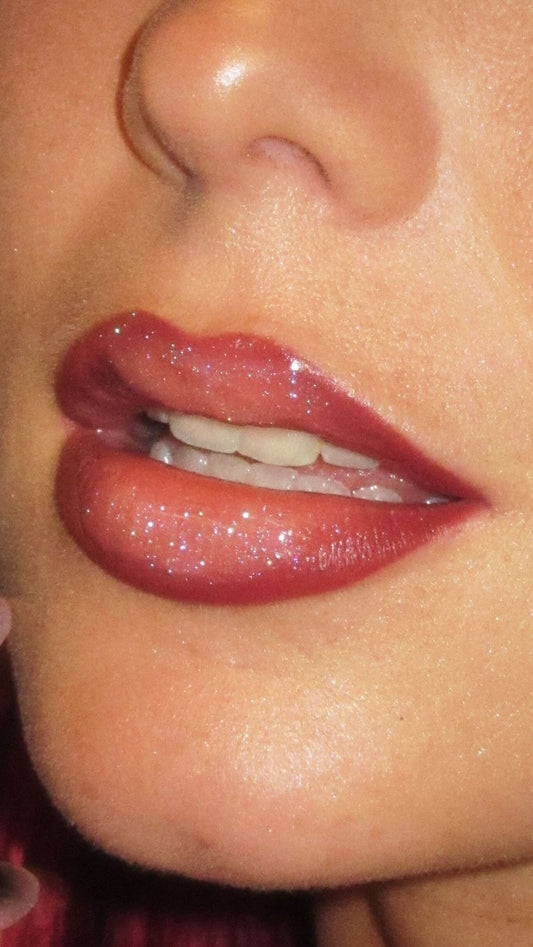 RUBY KISSES ORIGINAL RED LIP LINER