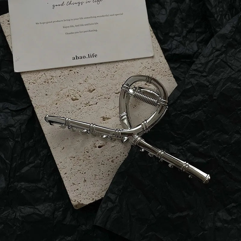 A39 METAL HAIR CLAW