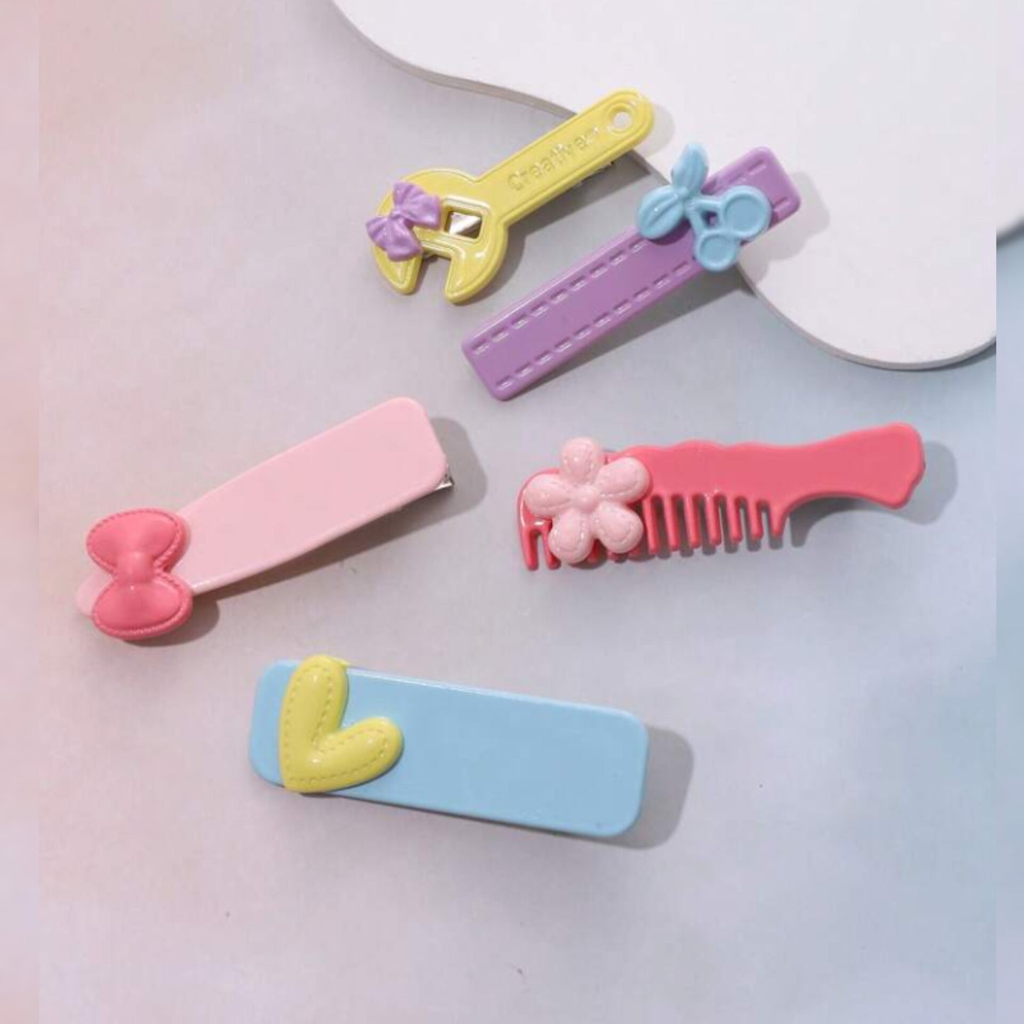 PRINCESS KIDS HAIR PIN SET
