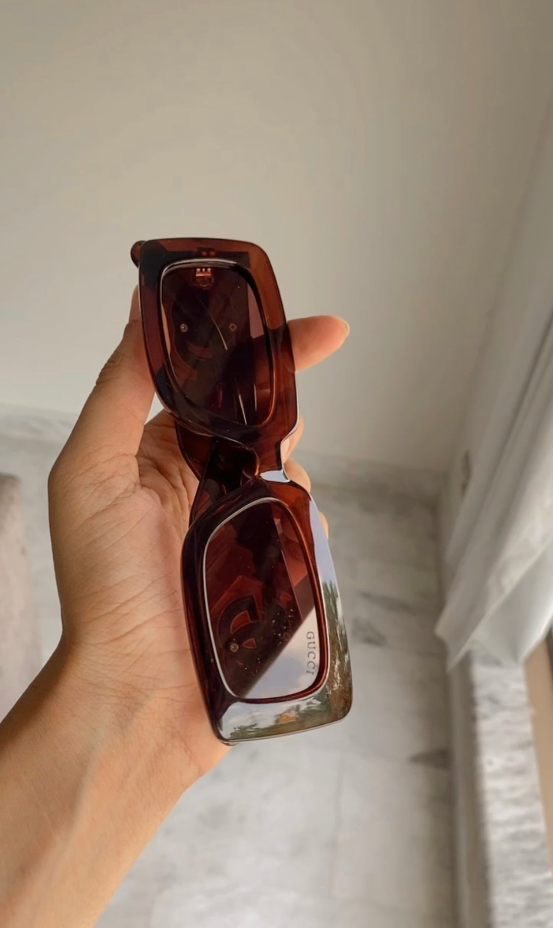 GG BROWN SHADES