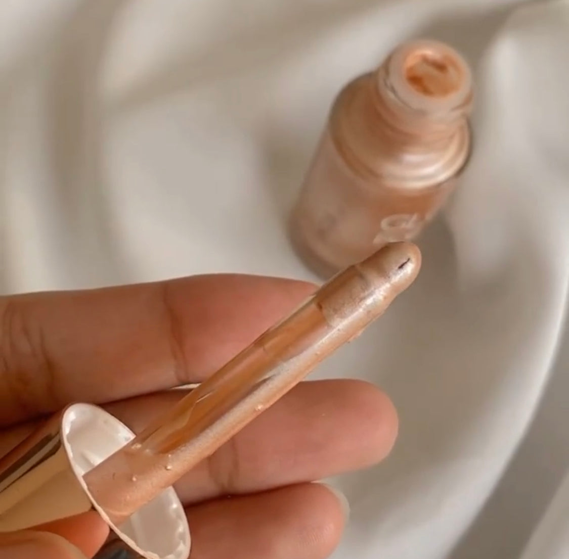 GOLDEN ILLUMINATING DROPS