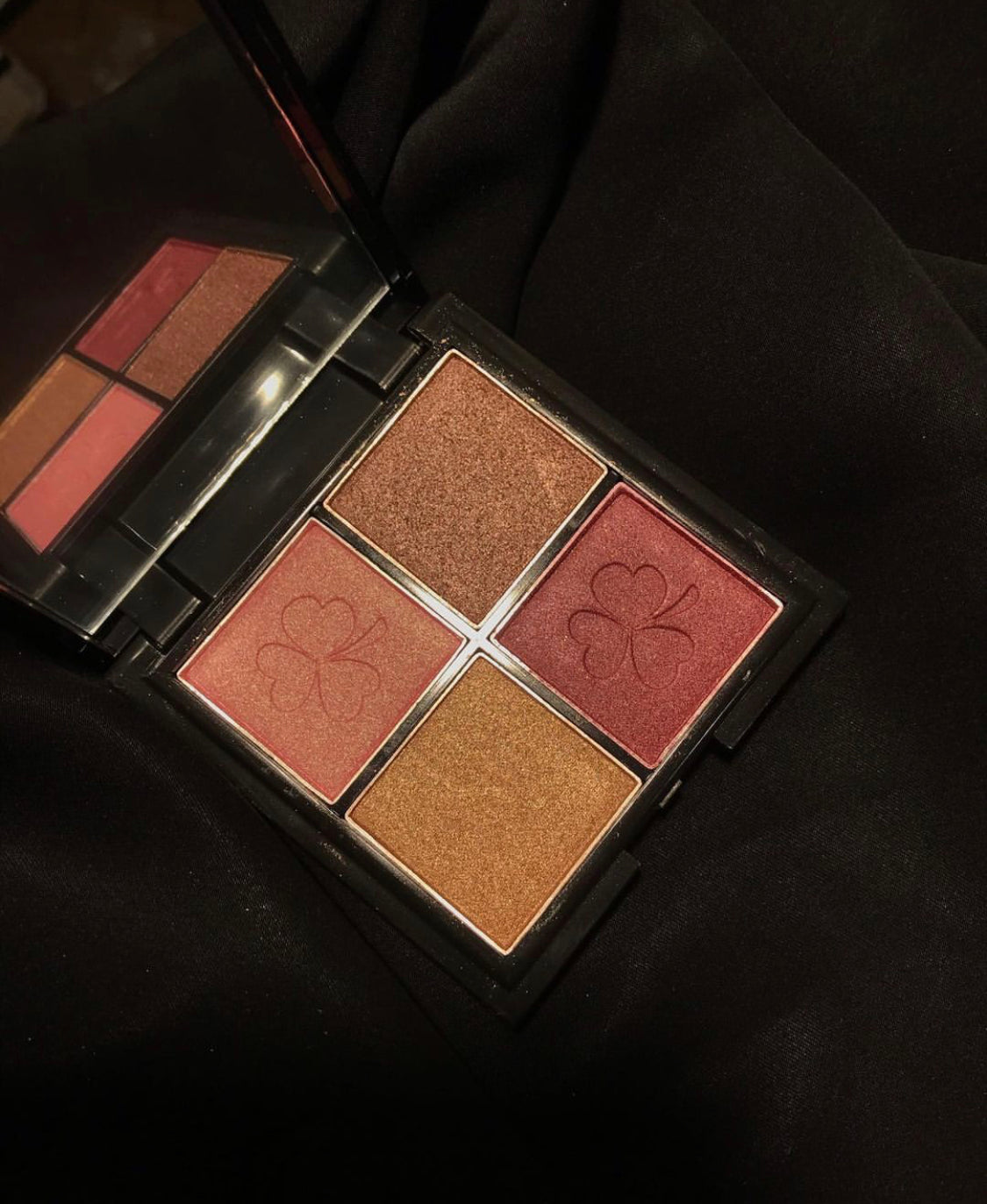 BEEZAN EYESHADOW PALETTE