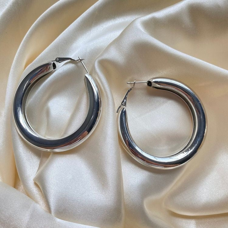 SILVER PIPE HOLLOW HOOPS CYLINDER JEWELLERY PRODUCT