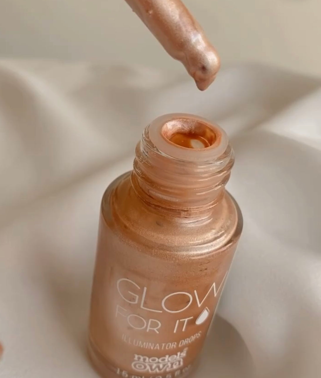 GOLDEN ILLUMINATING DROPS