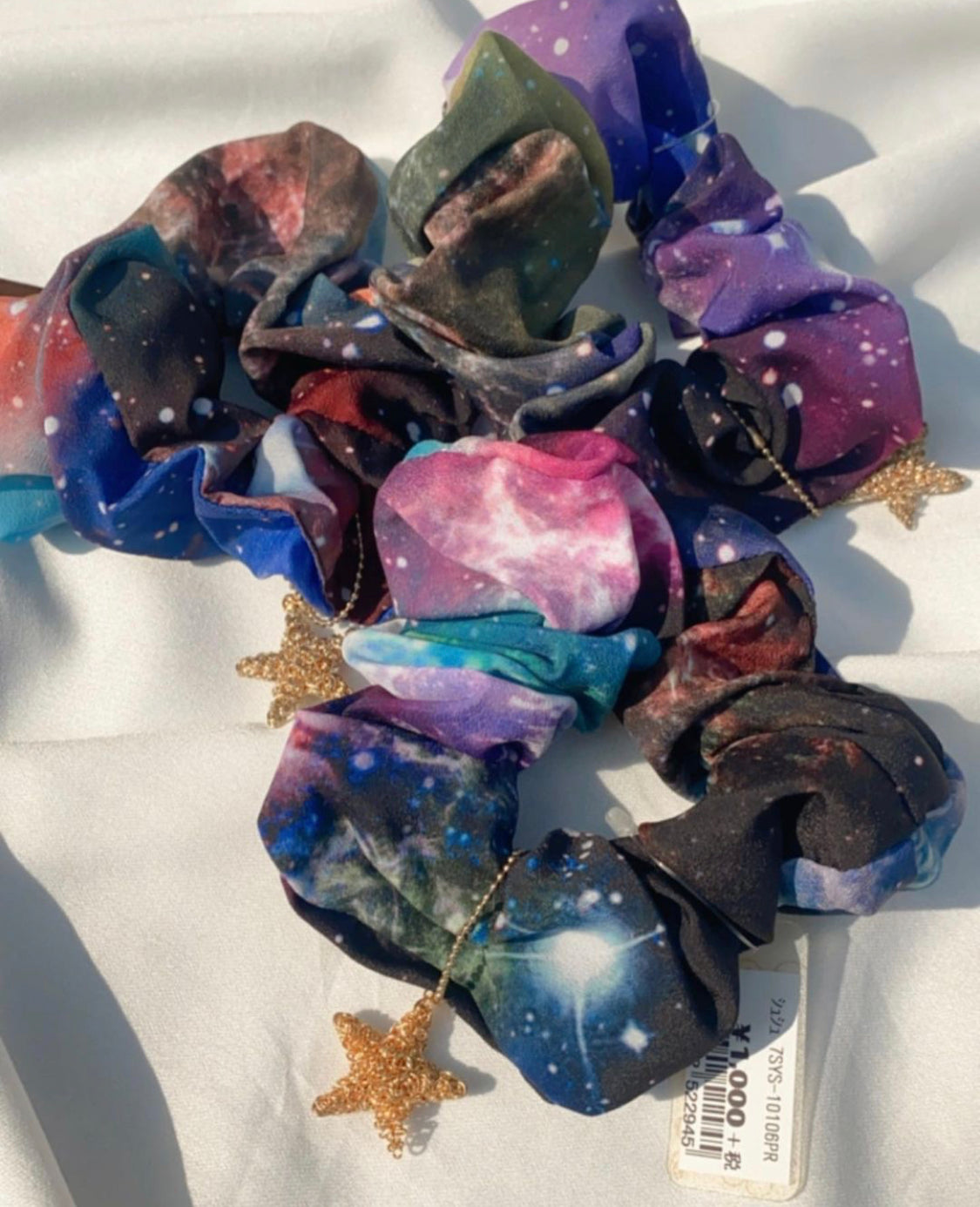 STAR/ GALAXY SCRUNCHIE