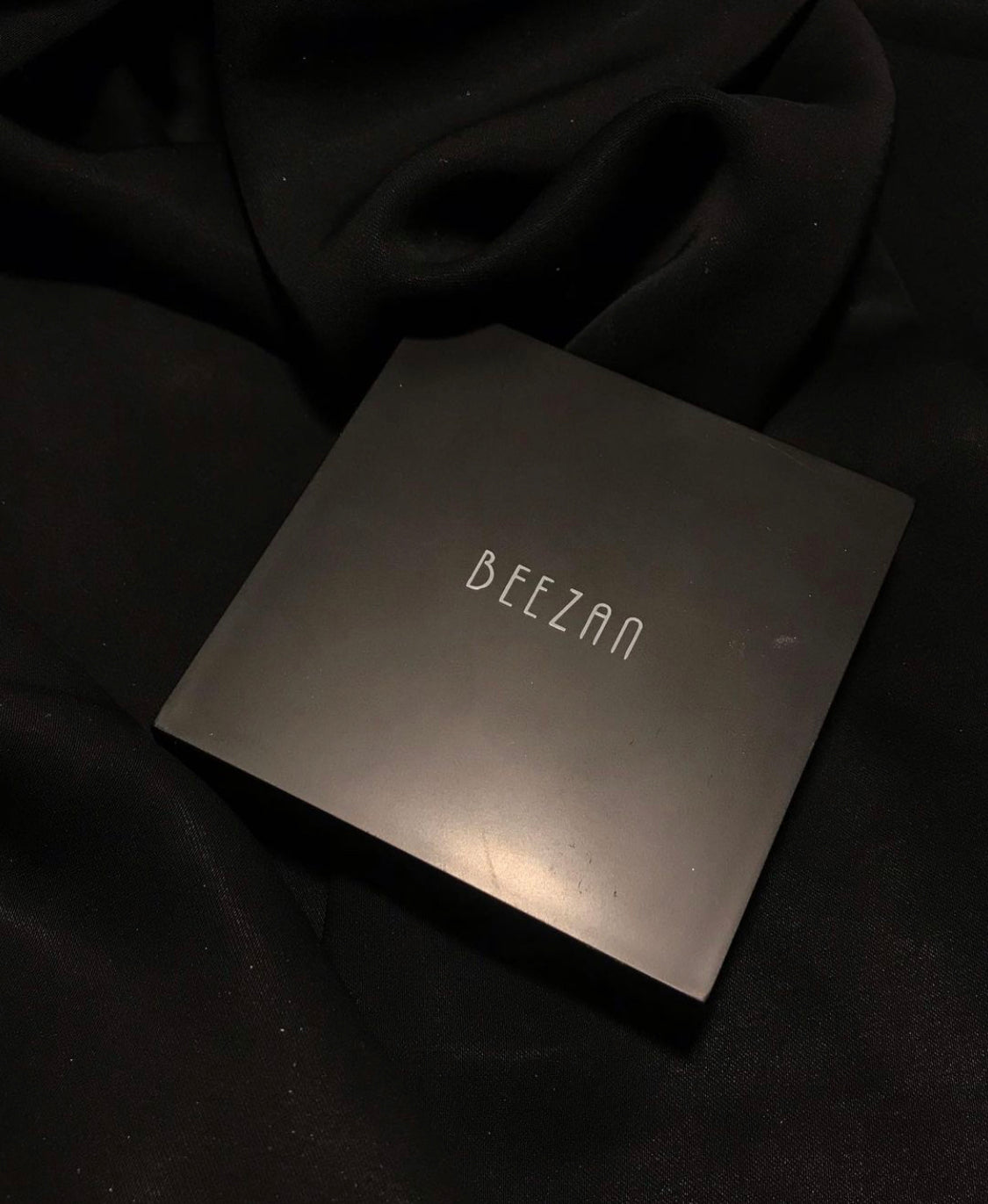 BEEZAN EYESHADOW PALETTE